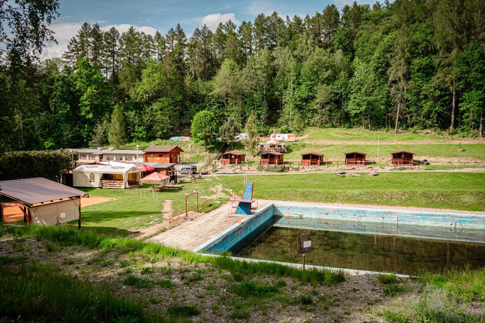 Chatka Agawa V Arealu Koupaliste Bystre V Orlickych Horach Exterior foto